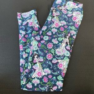 Lularoe Disney OS leggings